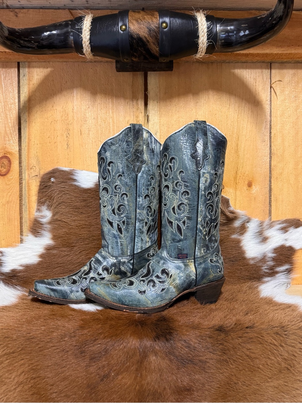 Rustic Blue Distressed Leather Western Cowboy Boots - Women